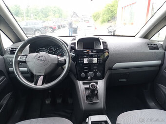 Opel Zafira 1.6i 7míst/118tisKm/Tažné - 17