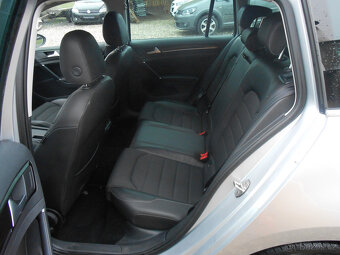 Volkswagen Golf VII 2.0 TDi 110Kw Highline CZ, 1.majitel - 17