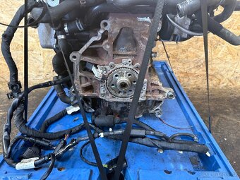 NASTORJENÝ MOTOR 2.0 TDI 103KW CFFB - 17