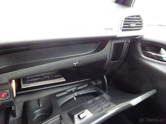 Peugeot 207 1,6 HDI - 17