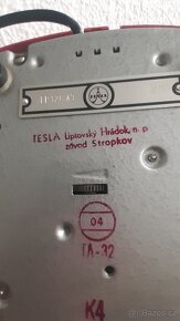 Starý telefon Tesla 65S - 17