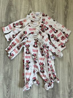 Miminko holčička 0-6 M - top stav - 17