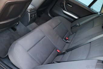 BMW 318i, 1.8 105kw, servisovaný, bez koroze, jen 145 000km - 17