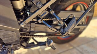 Suzuki DL 650 V-Strom - 17