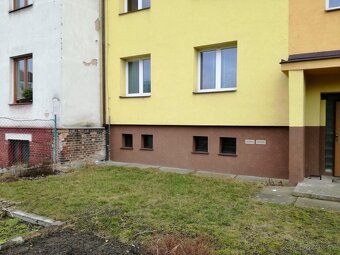 Pronájem bytu 2+kk, 51 m² se zahradou - Pardubice Višňovka - 17