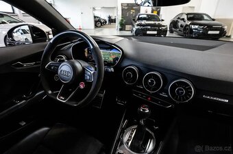 Audi TT RS Roadster - 17
