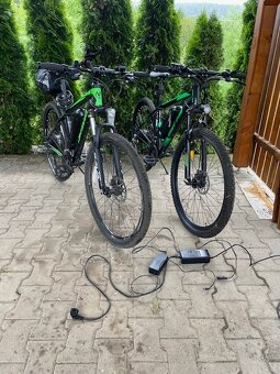 2 x elektrokola + nosič na tažné zařízení (pro 3 kola - 17
