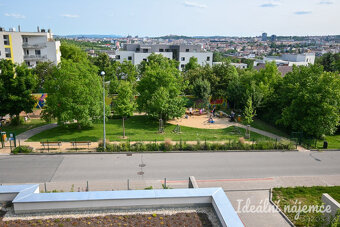 Pronájem bytu 2+kk, Kumpoštova, Sadová, 25000 Kč/měs, 56 m2 - 17