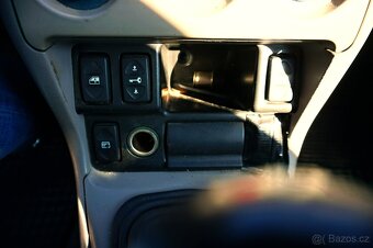 LAND ROVER FREELANDER 1,8 4X4 2001 141 000KM - 17