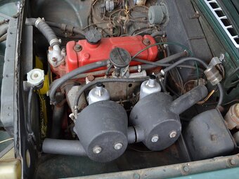 MGB GT 1800 - 17