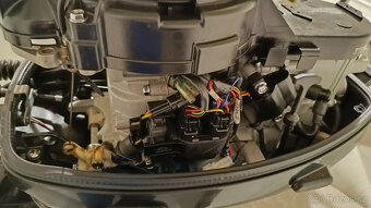 nafukovací motorový člun Quicksilver AA310 + motor Suzuki 15 - 17