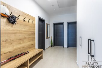 Prodej bytu 3+kk 110 m2 - 17