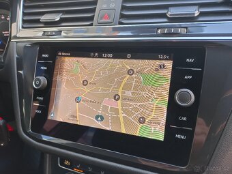 VW Tiguan Allspace 2.0TDI 110kW 4x4 DSG Virtual Tažné LED - 17