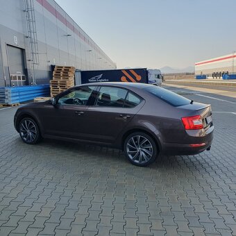 Škoda Octavia 3 1.6 tdi 77kw Style - 17