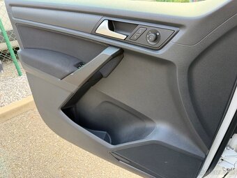 ► VW CADDY MAXI 2,0 TDI - 110 kW, PARK. SENZORY, NAVI ◄ - 17