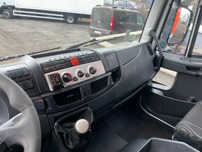 Iveco EUROCARGO 120E25 PLACHTA ČELO E5 - 17