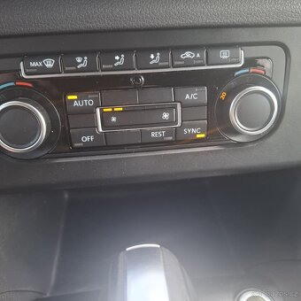 Vw amarok r.v.2013 naj192km 2.0tdi132kw automat 4x4 - 17