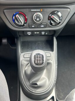 Hyundai i10 1.0 46kW SMART - 17