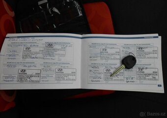 Hyundai i10 1,1 i 49 kW KLIMA Serviska benzín - 17