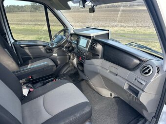 Iveco Daily 9 míst 2,3JTD BUS KLIMA - 17