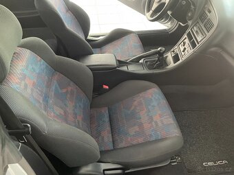 Toyota Celica 1.8 benzin, 85 kW, 1999, super stav - 17