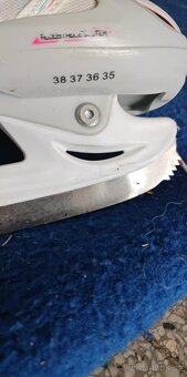 Prodám lyžáky a lyže - 17