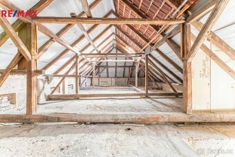 RD se třemi byty, Blatná - 17