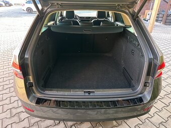 Škoda Superb III L&K 2.0 TDI 147kW/4x4/DSG/MATRIX/360°/DPH - 17