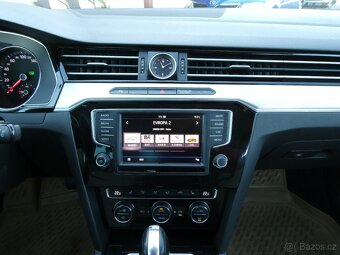 Volkswagen Passat 2.0 TDi 110kW DSG Highline,ČR,2xkola - 17