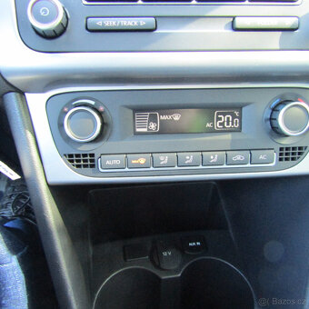 Volkswagen Polo V 1,2i 51kw, 2013, NAJETO 104 929km - 17