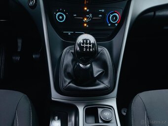 Ford Kuga 2.0TDCi 110KW MANUÁL FACELIFT SENZORY 2WD - 17