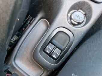 Peugeot 206 + 1,1i 44 Kw Klima - 17