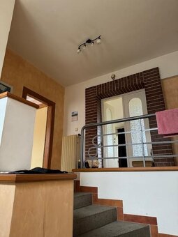 Prodej domu 250 m² s pozemkem 1 452 m² - 17
