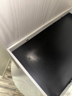 Zrcadlová šperkovnice - 17