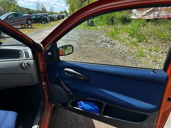 Fiat Punto 1,2i 16V 59kW AUTOMAT - 17