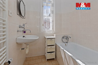 Prodej historického domu v Nových Hradech - 17