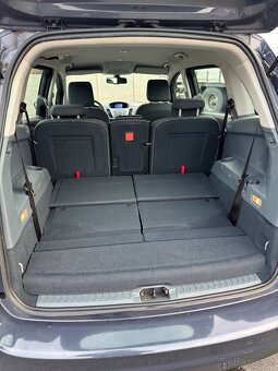 Ford Grand C-max 1.6i 110kw ecoboost/ 7 míst/ kamera / TOP - 17