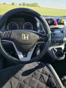 CR - V - 17