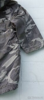 Chlapecká zimní maskáčová bunda a vesta( vel. 122) - 17