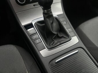 Volkswagen Passat, 1,6TDI 77kW, Navi, AC, CEBIA - 17