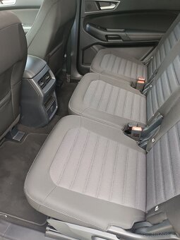 FORD S-MAX 110kW (150k) Diesel - stříbrná  metal. R.V. 2021 - 17