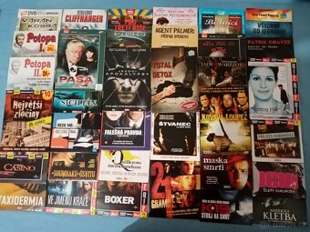 Stovky orig.DVD v pošetkách od 9 Kč - 17