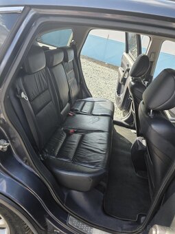 Honda CRV 2.0 Benzín 4x4 Executive - 17