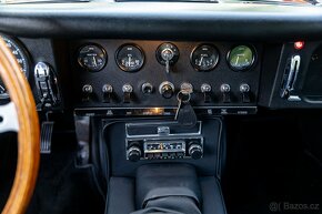 Jaguar E-type 4.2 Serie I - 17