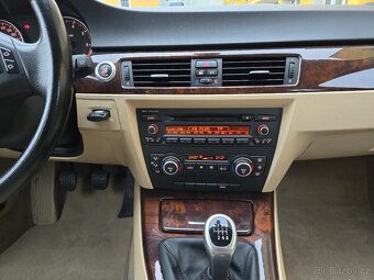 Bmw 318i e90 limuzína - 17