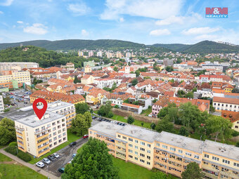 Prodej bytu 2+1, 56 m², Beroun, ul. Slapská, lodžie - 17