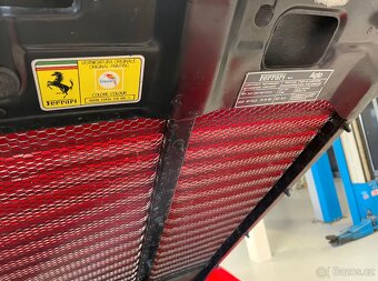Ferrari 348 TB – klasika, která chytne za srdce - 17