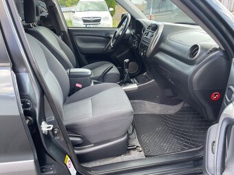 Toyota Rav4, 2,0 4X4,SERVISKA, TOP STAV - 17