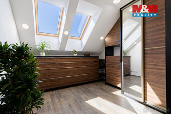 Prodej rodinného domu, 129 m², Jindřichův Hradec, 9. května - 17