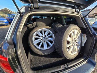 Volkswagen Passat Variant 2.0 TDi 103KW pravidelný servis - 17